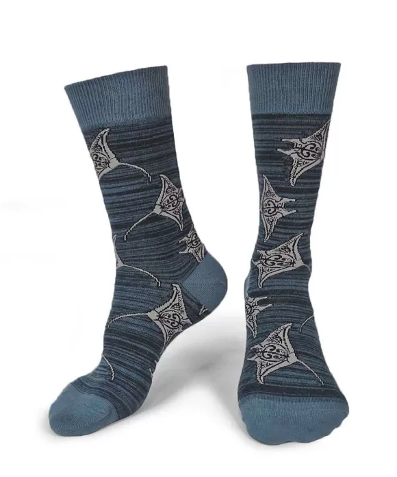 Socks>Crazy Shirts Cruzing Manta Mano - Graphic Cotton Crew Socks