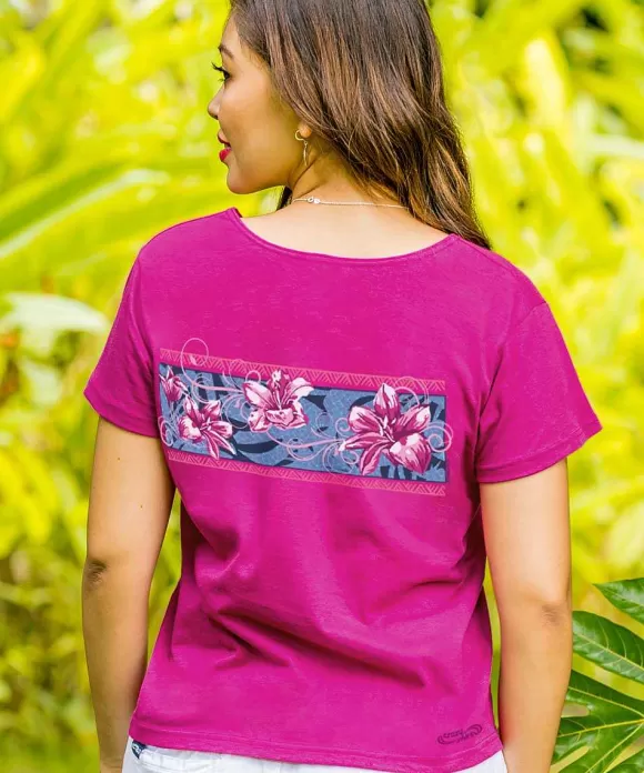T-Shirts>Crazy Shirts Floral Pua Band - Berry Short Sleeve Scoop Neck T-Shirt