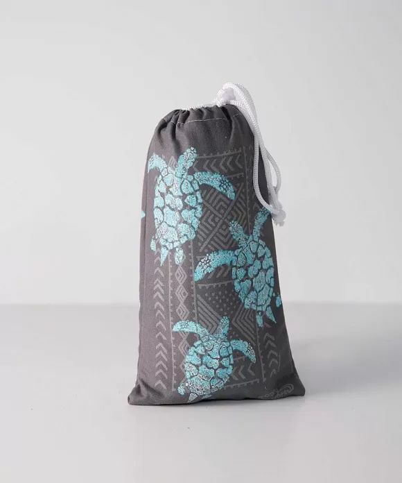 Towels>Crazy Shirts Honu Trio - Microfiber Beach Towel