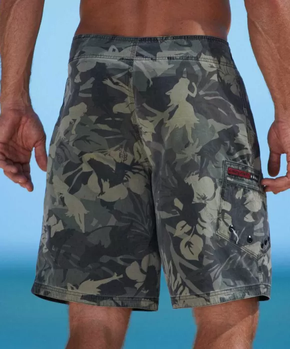 Shorts>Crazy Shirts Hulaflage - Camo Green Floral Board Shorts