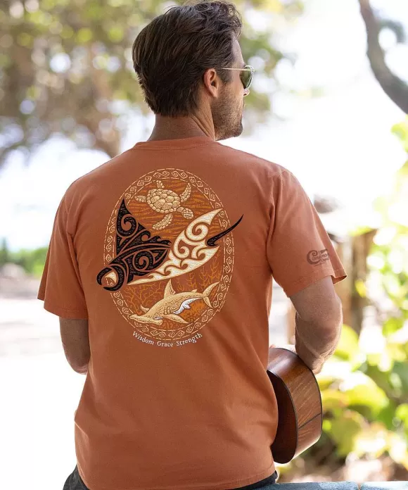 T-Shirts>Crazy Shirts Manta Reef Glide - Cinnamon Dyed Short Sleeve Crewneck T-Shirt